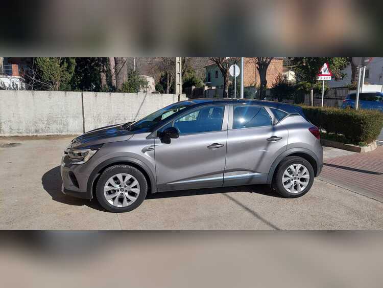 Renault Captur 1.5 DCI 115cv foto 3